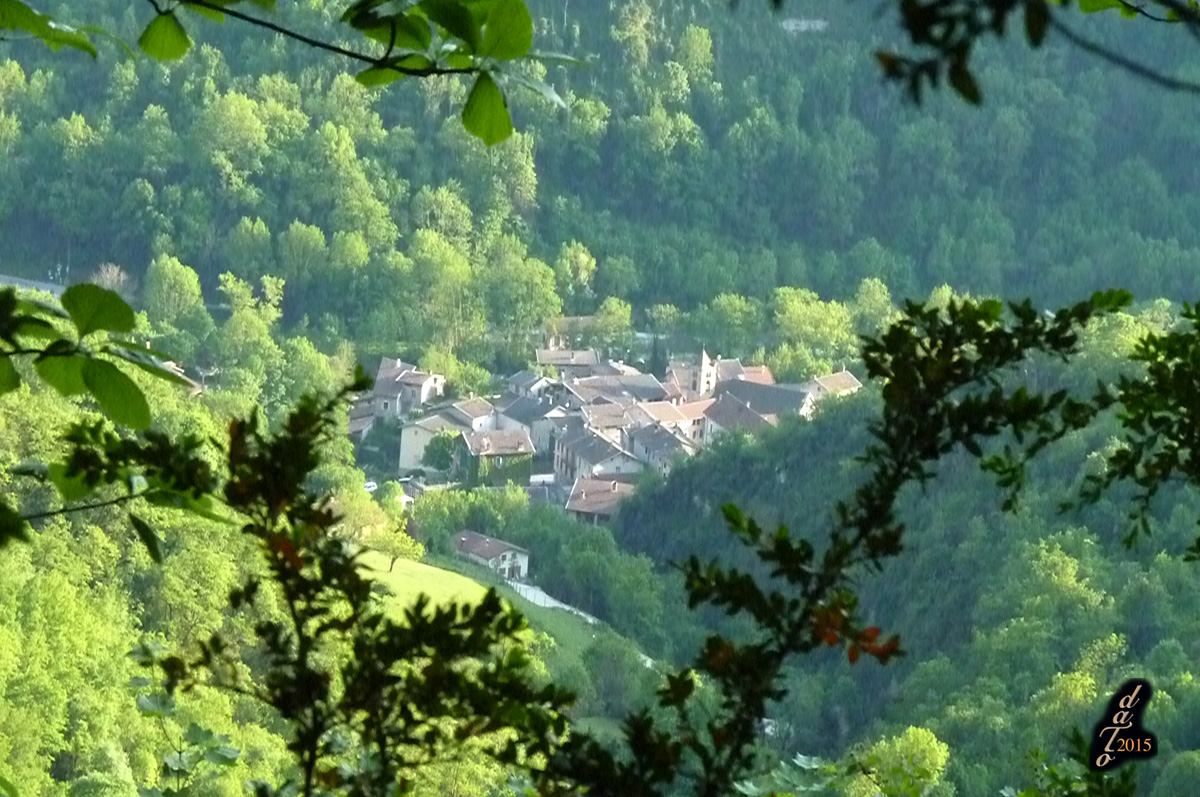 1642 Choranche - Village au fond de la vallée-076