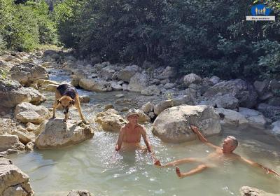 Baignade dans une eau fraiche, que ça fait du bien !