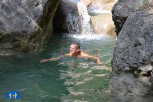 Un premier bain !