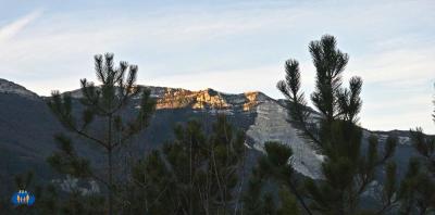 Derniers rayons de soleil sur les crêtes?