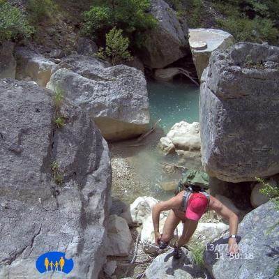 Un peu d'escalade entre ces immenses blocs de roche.