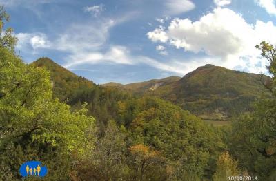 Vue sur les montagnes environnantes.