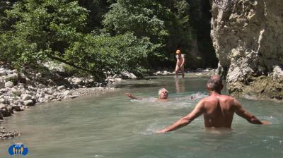 Jmf - Un joli trou pour la baignade.