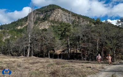 Retour, derrière nous : Serre Marcel.
