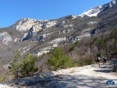 Juste sous les Falaises.
