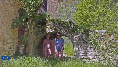 Accès aux granges.